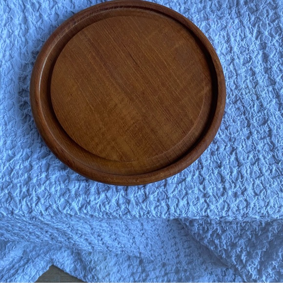 Vintage Teak Wood & Glass cheese dome - Picture 7 of 9